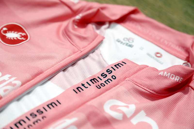 El Giro de Italia 2019 presenta sus maillots