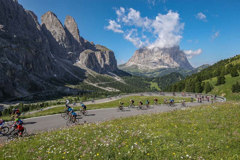 Maratona dles Dolomites: majestuosa