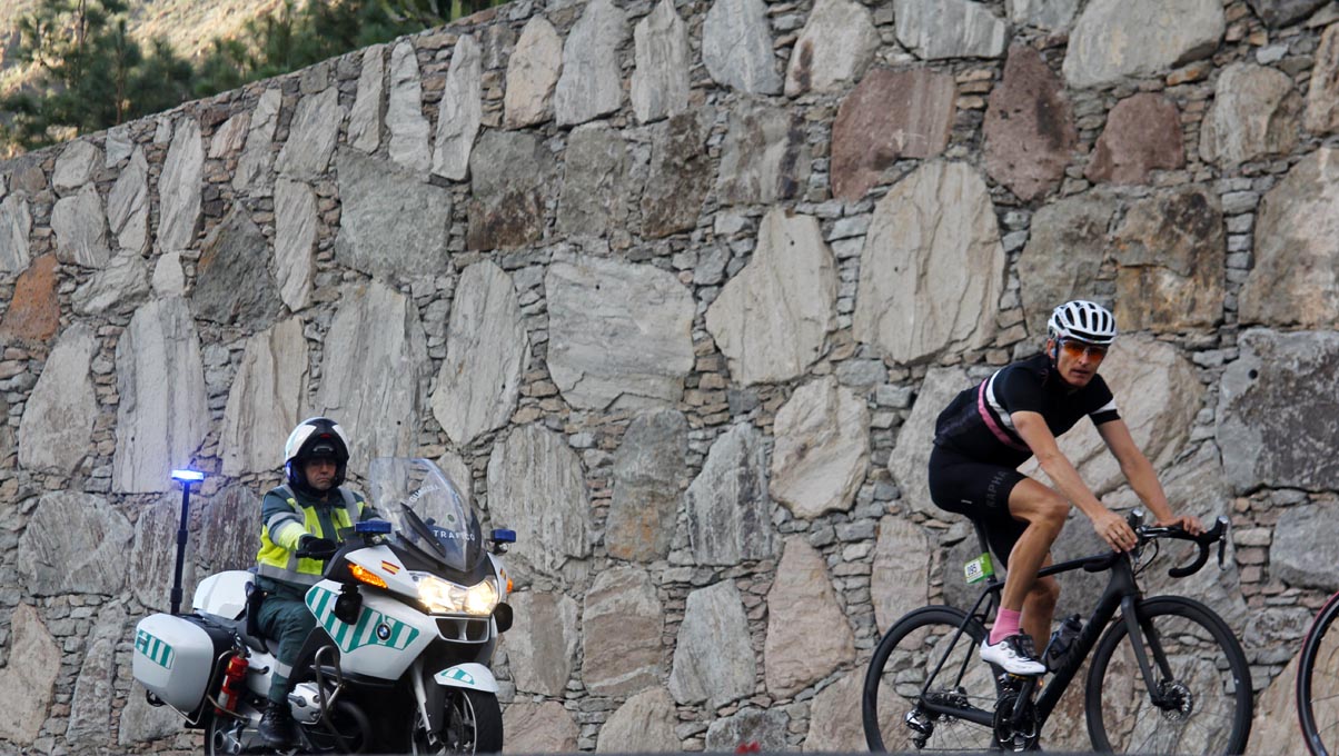 Este fin de semana: La DGT intensificará la vigilancia en carreteras frecuentadas por ciclistas
