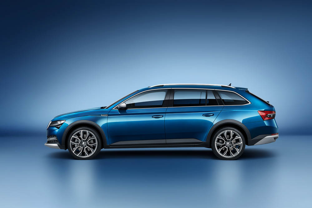 ŠKODA Superb, el aliado de los ciclistas