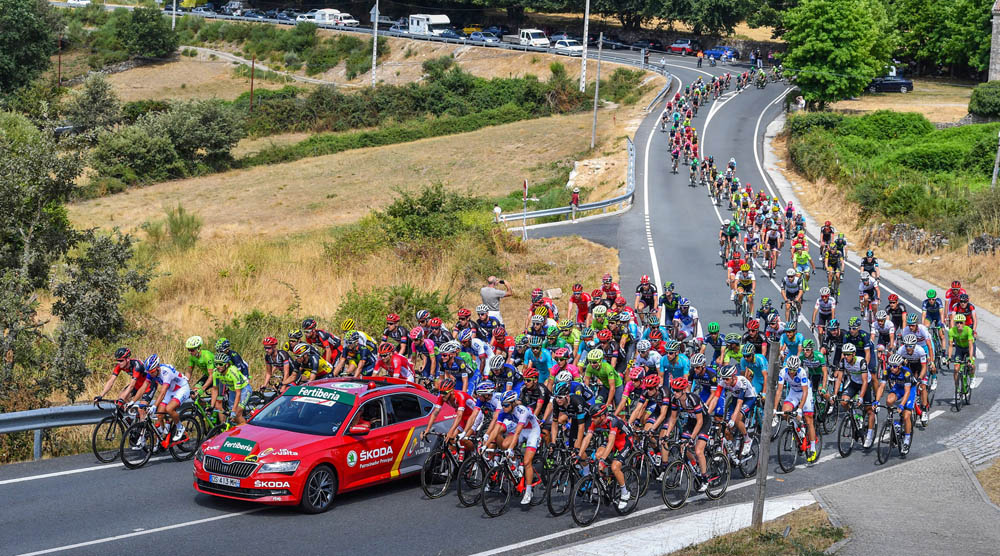 ŠKODA Superb, el aliado de los ciclistas