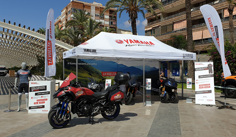 Yamaha Niken, fortaleza y polivalencia al servicio del pelotón de La Vuelta