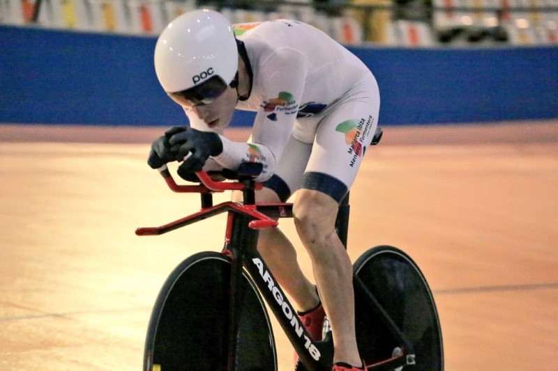 Albert Torres, Sandra Alonso e Irene Usabiaga brillan en el nacional de pista