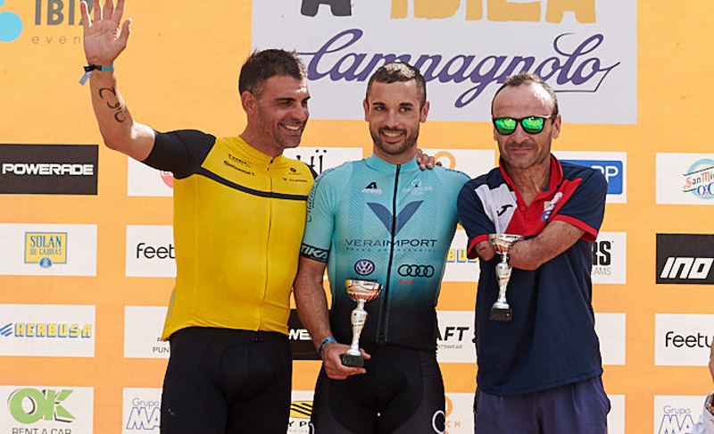 Miquel Carrió y Sandra Heredero se imponen en la Vuelta Cicloturista a Ibiza