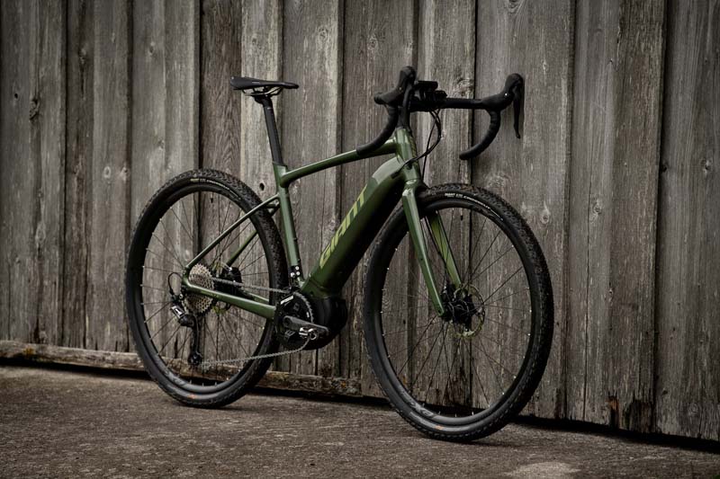 Giant presenta Revolt E   Pro, su nueva E-Bike de Gravel 