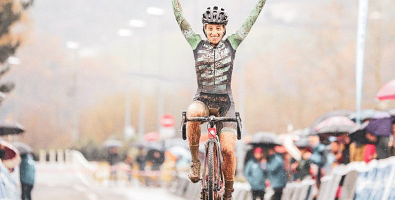 Felipe Orts y Lucía González se imponen en el ciclocross de Igorre