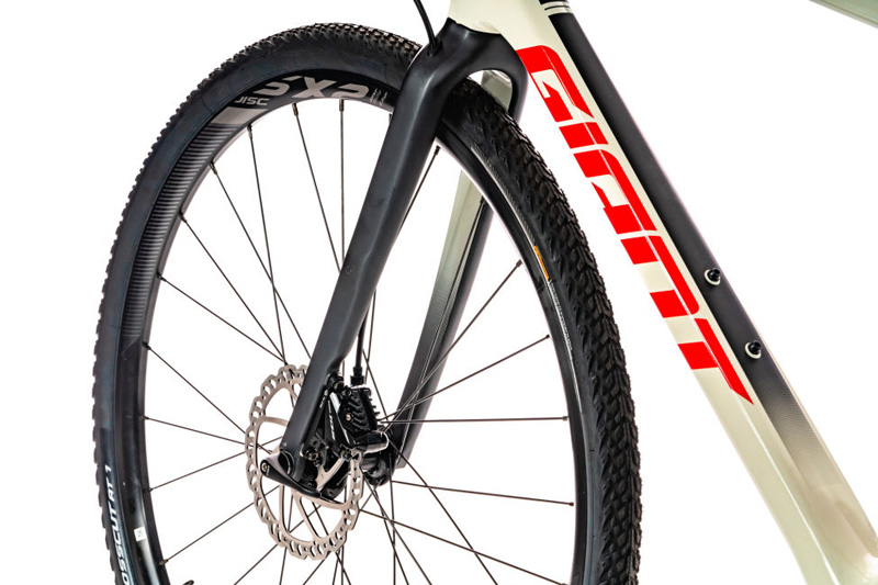 Especial Bicis Gravel: test Giant Revolt