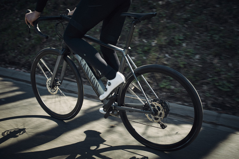 Endurace:ON AL, la primera eléctrica de carretera de Canyon